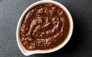 What is the difference between dipping sauces and condiments?